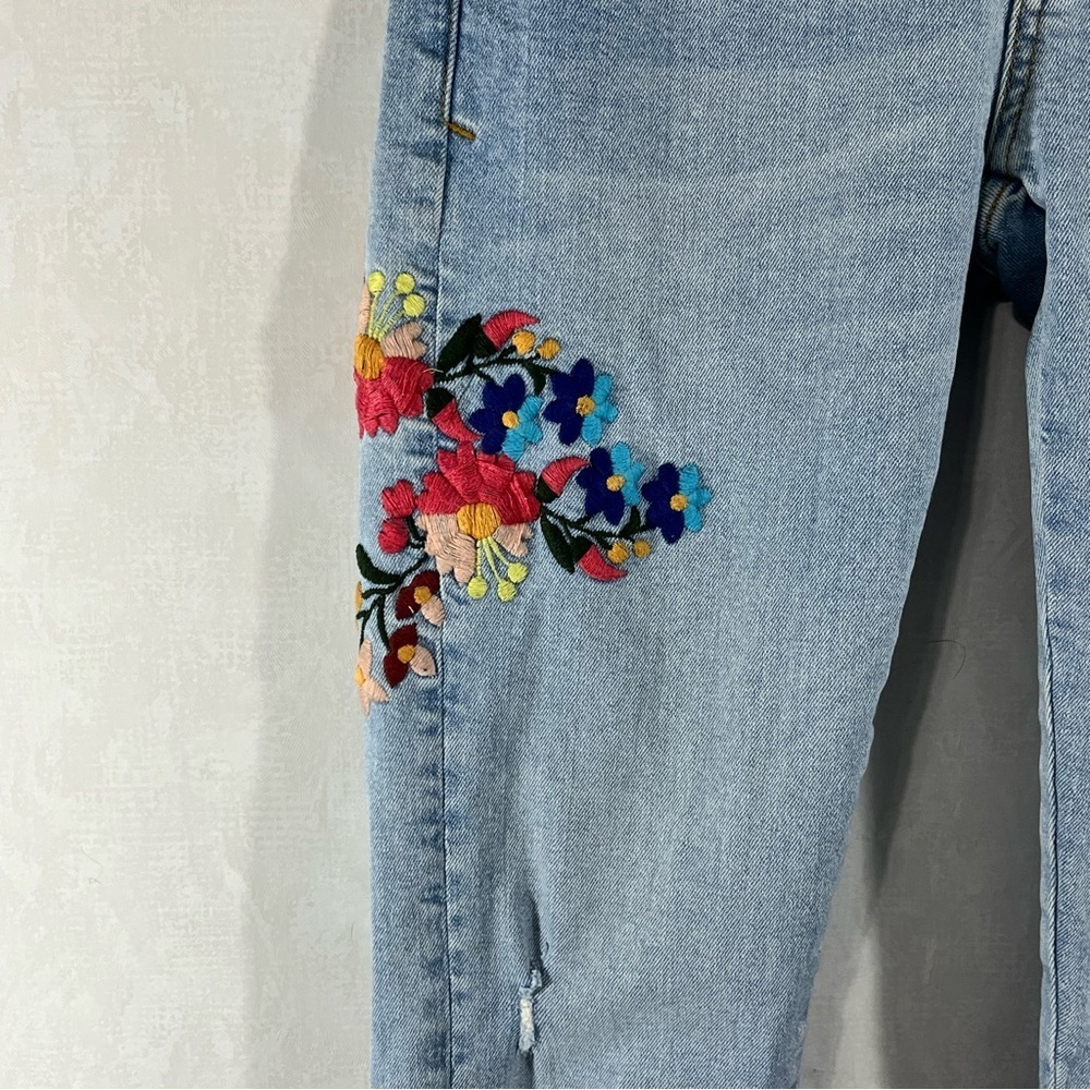 Pilcro and the Letterpress Anthropology Light Blue Floral Embroidered Jeans - Picture 3 of 11